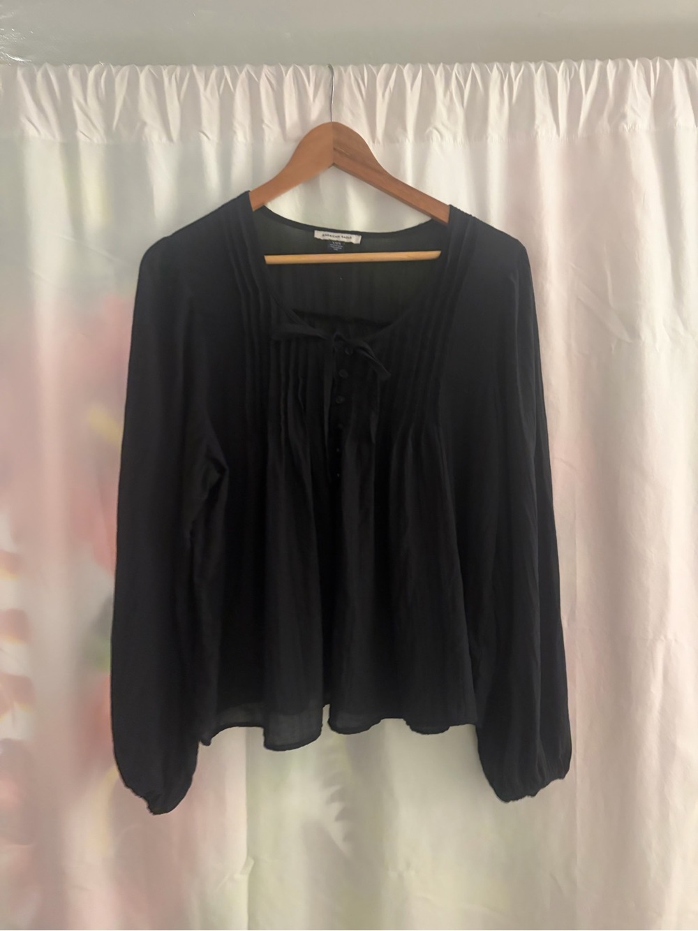 American Eagle top